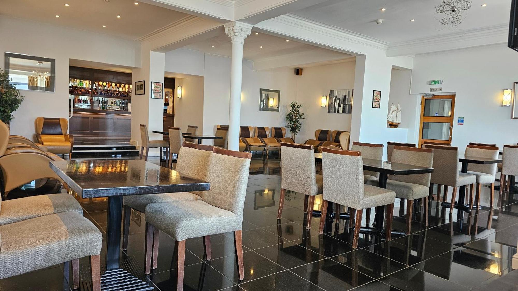 The Strand Hotel Eastbourne Exterior photo
